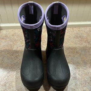 Bogs Neo classic floral kids size 3
